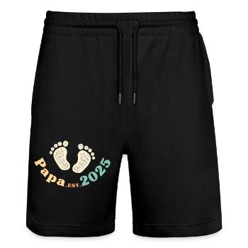 Papa Est 2025 Retro Ich werde Vater - Stanley/Stella Unisex Bio Joggingshorts Trainer  - Schwarz - Vorne - Nik (191cm) & Marisol (170cm)