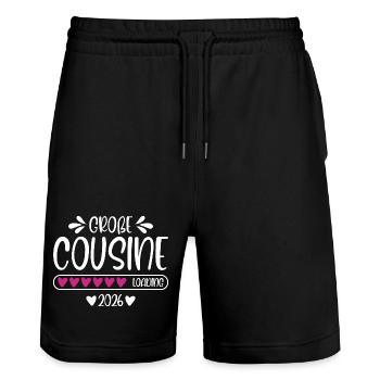 Große Cousine 2026 - Stanley/Stella Unisex Bio Joggingshorts Trainer  - Schwarz - Vorne - Nik (191cm) & Marisol (170cm)