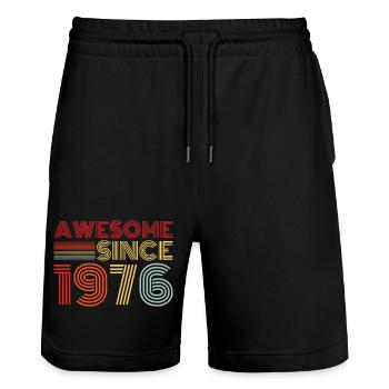 Jahrgang 1976 Retro 1976 Geburtstagsgeschenk - Stanley/Stella Unisex Bio Joggingshorts Trainer  - Schwarz - Vorne - Nik (191cm) & Marisol (170cm)