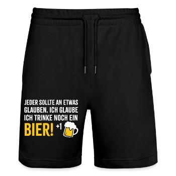 Ich glaube an Bier +1 - Stanley/Stella Unisex Bio Joggingshorts Trainer  - Schwarz - Vorne - Nik (191cm) & Marisol (170cm)