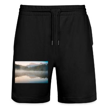 Morgennebel am stillen See - Stanley/Stella Unisex Bio Joggingshorts Trainer  - Schwarz - Vorne - Nik (191cm) & Marisol (170cm)
