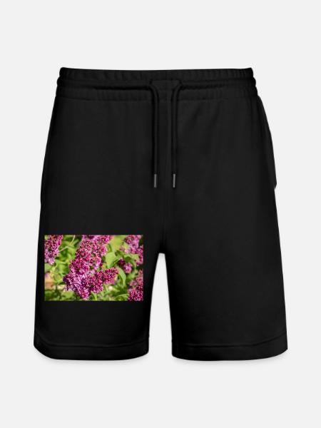 Lilac blossoms: Delicate harbingers of spring - Stanley/Stella Trainer Unisex Organic Jogging Shorts - black