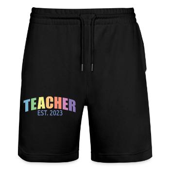 Lehrer Est. 2023 Graduate Education Teacher Geschenk - Stanley/Stella Unisex Bio Joggingshorts Trainer  - Schwarz - Vorne - Nik (191cm) & Marisol (170cm)