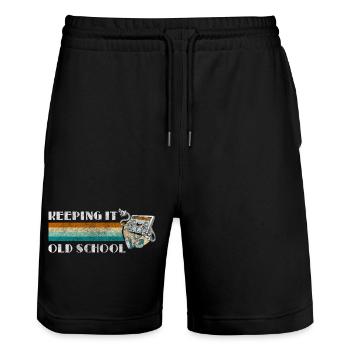 Retro Musik Kassetten Recorder Technik - Stanley/Stella Unisex Bio Joggingshorts Trainer  - Schwarz - Vorne - Nik (191cm) & Marisol (170cm)