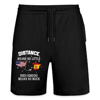 Distanz bedeutet so wenig, wenn jemand viel bedeutet - Stanley/Stella Unisex Bio Joggingshorts Trainer  - Schwarz - Vorne - Nik (191cm) & Marisol (170cm)