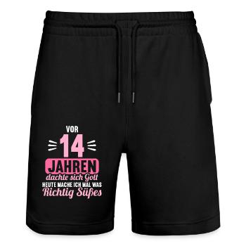 Vor 14 Jahren dachte Gott mach Gutes 14 Geburtstag - Stanley/Stella Unisex Bio Joggingshorts Trainer  - Schwarz - Vorne - Nik (191cm) & Marisol (170cm)