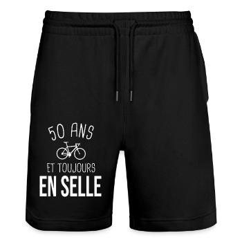 50 ans en selle cadeau drole pour cycliste vélo - Short de jogging bio TRAINER Stanley/Stella unisexe - noir - Devant - Nik (191cm) & Marisol (170cm)