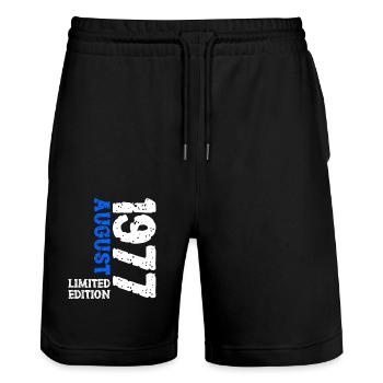 1977 August Limited Edition 46. Geburtstag Outfit - Stanley/Stella Unisex Bio Joggingshorts Trainer  - Schwarz - Vorne - Nik (191cm) & Marisol (170cm)
