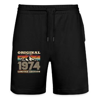 49. Geburtstag Original Oktober Jahrgang 1974 - Stanley/Stella Unisex Bio Joggingshorts Trainer  - Schwarz - Vorne - Nik (191cm) & Marisol (170cm)