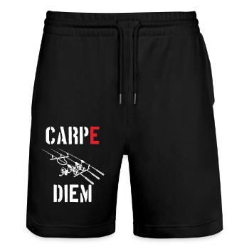 Carpe Diem Carphunter Carp Karpfen Karpfenangler - Stanley/Stella Unisex Bio Joggingshorts Trainer  - Schwarz - Vorne - Nik (191cm) & Marisol (170cm)
