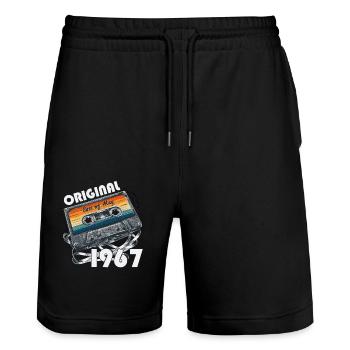 Kassette Mai 1967 Jahrgang 1967 Geburtstag 1967 - Stanley/Stella Unisex Bio Joggingshorts Trainer  - Schwarz - Vorne - Nik (191cm) & Marisol (170cm)