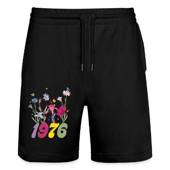 Geburtsjahr 1976 Wildblumen - Stanley/Stella Unisex Bio Joggingshorts Trainer  - Schwarz - Vorne - Nik (191cm) & Marisol (170cm)