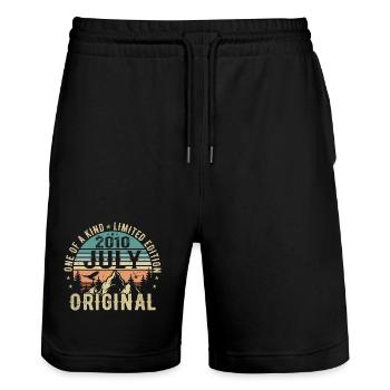 Juli 2010 Geburtstag Juli 2010 Geburtstagsgeschenk - Stanley/Stella Unisex Bio Joggingshorts Trainer  - Schwarz - Vorne - Nik (191cm) & Marisol (170cm)