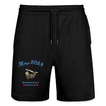 Mama 2024, Superkraft Geduld, Faultiermama - Stanley/Stella Unisex Bio Joggingshorts Trainer  - Schwarz - Vorne - Nik (191cm) & Marisol (170cm)