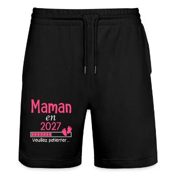 Mama im Jahr 2027 Geschenk für werdende Mama - Stanley/Stella Unisex Bio Joggingshorts Trainer  - Schwarz - Vorne - Nik (191cm) & Marisol (170cm)