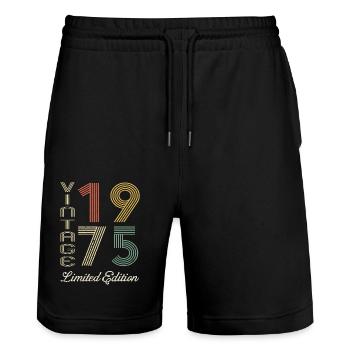 1975 Geburtstag Geboren 1975 Vintage Retro. Editio - Stanley/Stella Unisex Bio Joggingshorts Trainer  - Schwarz - Vorne - Nik (191cm) & Marisol (170cm)