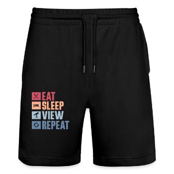 Eat Sleep View Repeat Stargazer Telescope Astronom - Stanley/Stella Unisex Bio Joggingshorts Trainer  - Schwarz - Vorne - Nik (191cm) & Marisol (170cm)