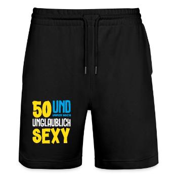 Cadeau amusant pour un 50e anniversaire - Short de jogging bio TRAINER Stanley/Stella unisexe - noir - Devant - Nik (191cm) & Marisol (170cm)