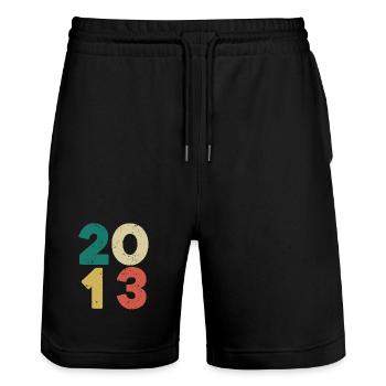 2013 - Vintage 2013 Retro Vintage - Stanley/Stella Trainer Unisex Organic Jogging Shorts - black - Front - Nik (191cm) & Marisol (170cm)