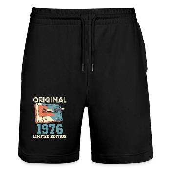 1976 Anniversaire 50 ans Vintage 50e Anniversaire - Short de jogging bio TRAINER Stanley/Stella unisexe - noir - Devant - Nik (191cm) & Marisol (170cm)