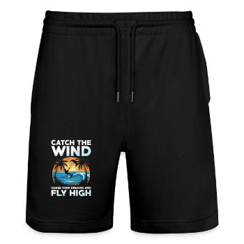 Fange Den Wind Verfolge Deine Träume Flug Ins Hoch - Stanley/Stella Unisex Bio Joggingshorts Trainer  - Schwarz - Vorne - Nik (191cm) & Marisol (170cm)