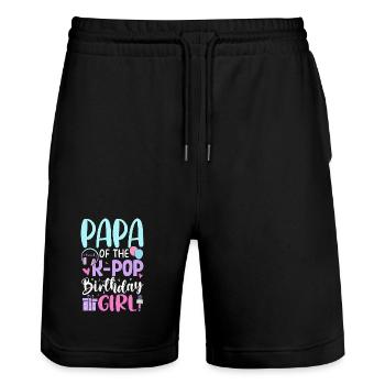 Papa of The K-Pop Birthday Girl - Stanley/Stella Unisex Bio Joggingshorts Trainer  - Schwarz - Vorne - Nik (191cm) & Marisol (170cm)