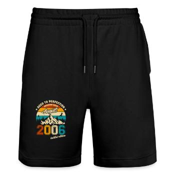 August 2006 | Aged to perfection | Geburtstag - Stanley/Stella Unisex Bio Joggingshorts Trainer  - Schwarz - Vorne - Nik (191cm) & Marisol (170cm)