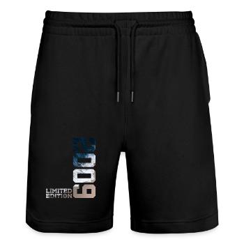 17. GEBURTSTAG LIMITED EDITION 2009 - Stanley/Stella Unisex Bio Joggingshorts Trainer  - Schwarz - Vorne - Nik (191cm) & Marisol (170cm)