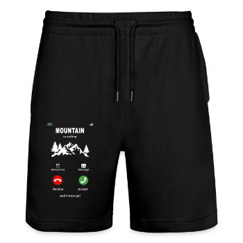 Mountain is calling Wandern Bergsteigen outdoor - Stanley/Stella Unisex Bio Joggingshorts Trainer  - Schwarz - Vorne - Nik (191cm) & Marisol (170cm)