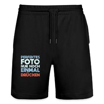 Perfektes Foto, Nur Noch Einmal Drücken - Stanley/Stella Unisex Bio Joggingshorts Trainer  - Schwarz - Vorne - Nik (191cm) & Marisol (170cm)