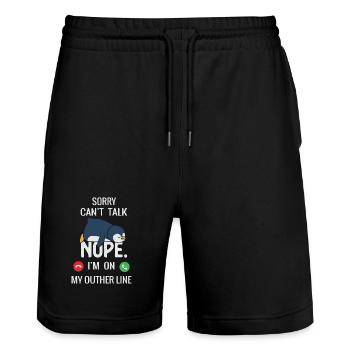 Niedlicher Pinguin Sleepy Callout Design - Stanley/Stella Unisex Bio Joggingshorts Trainer  - Schwarz - Vorne - Nik (191cm) & Marisol (170cm)