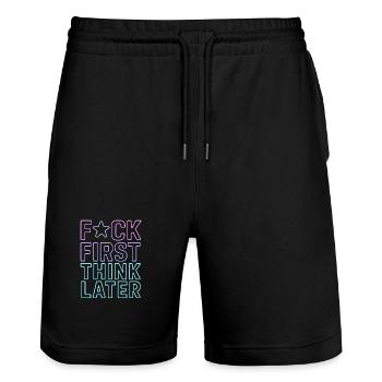 F★CK FIRST THINK LATER – Affiche/tee-shirt   - Short de jogging bio TRAINER Stanley/Stella unisexe - noir - Devant - Nik (191cm) & Marisol (170cm)