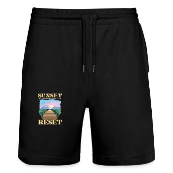 Sunset Is An Oppurtunity To Reset für einen - Stanley/Stella Unisex Bio Joggingshorts Trainer  - Schwarz - Vorne - Nik (191cm) & Marisol (170cm)