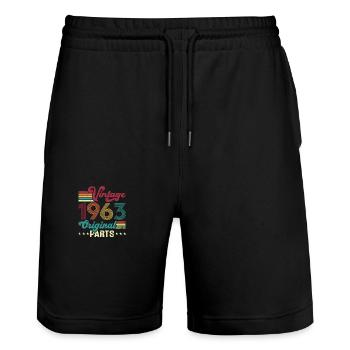 Vintage 1963 Original, Geburtstagsgeschenk - Stanley/Stella Unisex Bio Joggingshorts Trainer  - Schwarz - Vorne - Nik (191cm) & Marisol (170cm)