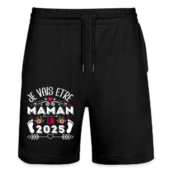 Je vais être maman en 2025 annonce naissance bébé - Short de jogging bio TRAINER Stanley/Stella unisexe - noir - Devant - Nik (191cm) & Marisol (170cm)