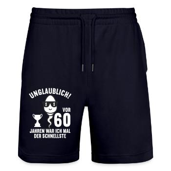 60 Jahre vor 60 Jahren schnellste 60. Geburtstag - Stanley/Stella Unisex Bio Joggingshorts Trainer  - Dark navy - Vorne - Nik (191cm) & Marisol (170cm)