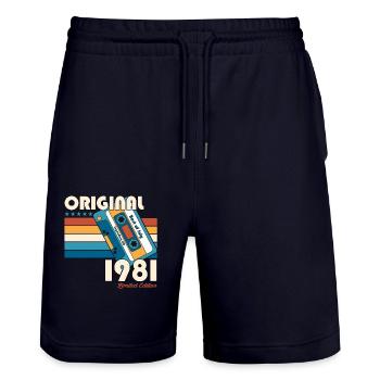 Cassette 44ème Anniversaire Juillet Millésime 1981 - Short de jogging bio TRAINER Stanley/Stella unisexe - marine foncé - Devant - Nik (191cm) & Marisol (170cm)