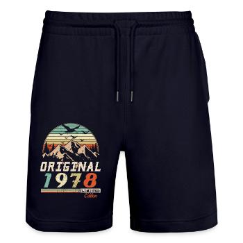 1978 vintage anniversaire rétro vintage cadeau - Short de jogging bio TRAINER Stanley/Stella unisexe - marine foncé - Devant - Nik (191cm) & Marisol (170cm)
