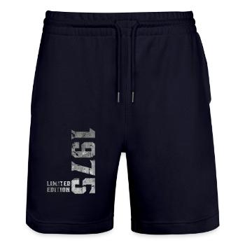 1975 Jahrgang Limited Edition - Stanley/Stella Unisex Bio Joggingshorts Trainer  - Dark navy - Vorne - Nik (191cm) & Marisol (170cm)