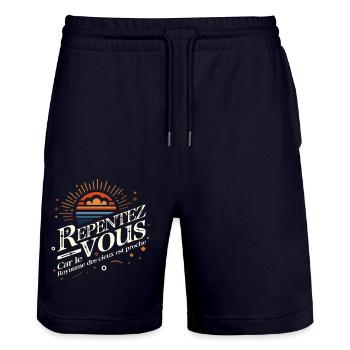Tut Buße, denn das Himmelreich ist nahe - Stanley/Stella Unisex Bio Joggingshorts Trainer  - Dark navy - Vorne - Nik (191cm) & Marisol (170cm)