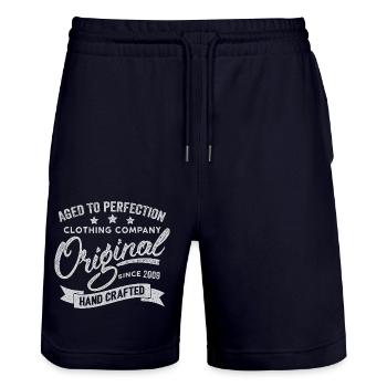 Original 2009 Jahrgang Retro 2009 Geburtstag 2009 - Stanley/Stella Unisex Bio Joggingshorts Trainer  - Dark navy - Vorne - Nik (191cm) & Marisol (170cm)