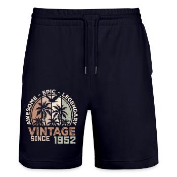 Geboren 1952 Geburtstagsgeschenk 1952 Vintage 1952 - Stanley/Stella Unisex Bio Joggingshorts Trainer  - Dark navy - Vorne - Nik (191cm) & Marisol (170cm)