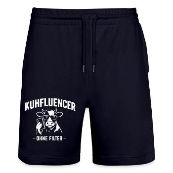 Kuhfluencer Ohne Filter - Stanley/Stella Unisex Bio Joggingshorts Trainer  - Dark navy - Vorne - Nik (191cm) & Marisol (170cm)