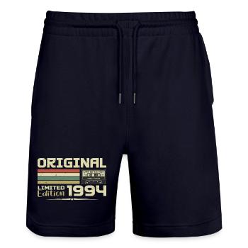 Retro 1994 Geburtstagsgeschenk Geboren 1994 Original - Stanley/Stella Unisex Bio Joggingshorts Trainer  - Dark navy - Vorne - Nik (191cm) & Marisol (170cm)