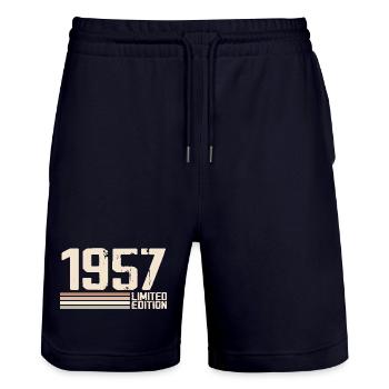 1957 Jahrgang 1957 Geburtstag 1957 Retro 1957 - Stanley/Stella Unisex Bio Joggingshorts Trainer  - Dark navy - Vorne - Nik (191cm) & Marisol (170cm)
