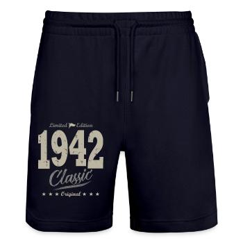 LIMITED EDITION 1942 Geburtstagsgeschenk 79 Jahre - Stanley/Stella Unisex Bio Joggingshorts Trainer  - Dark navy - Vorne - Nik (191cm) & Marisol (170cm)