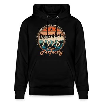 Dezember 1975 - Vintage Authentic Dezember 1975 - Stanley/Stella Unisex Bio-Hoodie CRUISER  - Schwarz - Vorne - Alina (178cm) & Michal (187cm)