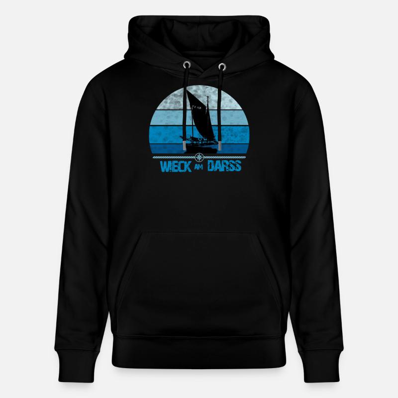 Wieck am Darss mit Zeesboot - Stanley/Stella Unisex Bio-Hoodie CRUISER - Schwarz