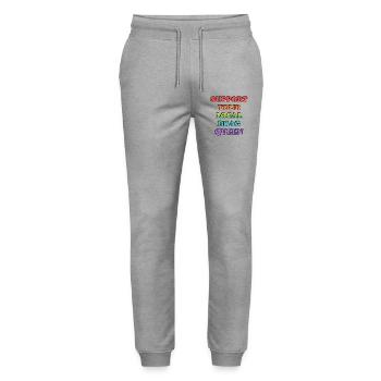 Unterstütze deine lokale Drag Queen - Stanley/Stella Unisex Bio Jogginghose Mover  - Grau meliert - Vorne - Marisol (170cm) & Nik (191cm)