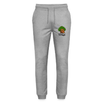 Bär umarmt Baum – Umweltheld - Stanley/Stella Unisex Bio Jogginghose Mover  - Grau meliert - Vorne - Marisol (170cm) & Nik (191cm)